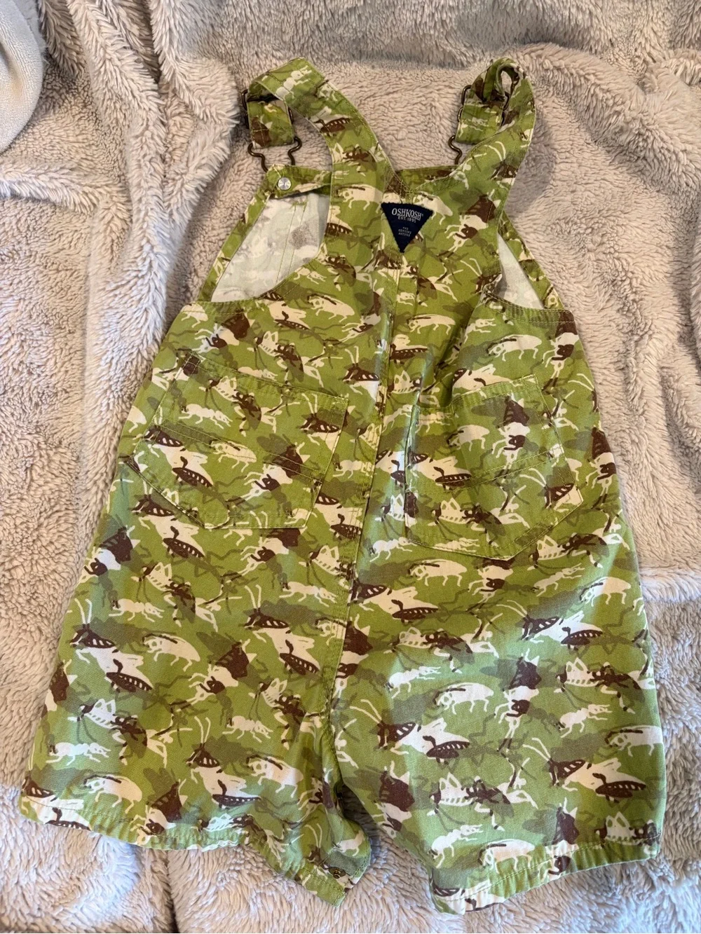 OshKosh B'gosh Green Camo Bug Print Overalls 18m